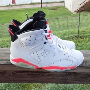 Men's Air Jordan 6 White/Infared 10.5 box included